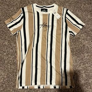 Men’s Hollister T-Shirt Medium NEW WITH TAG